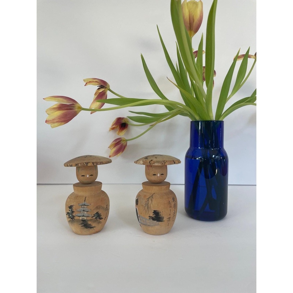 Set of 2. Vintage Wooden Hand Painted Kokeshi Dolls Bobble Head 4 1/2" tall